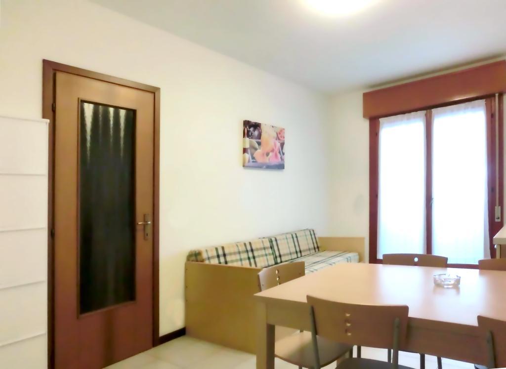 Apartament Carinzia Lignano Sabbiadoro Zewnętrze zdjęcie